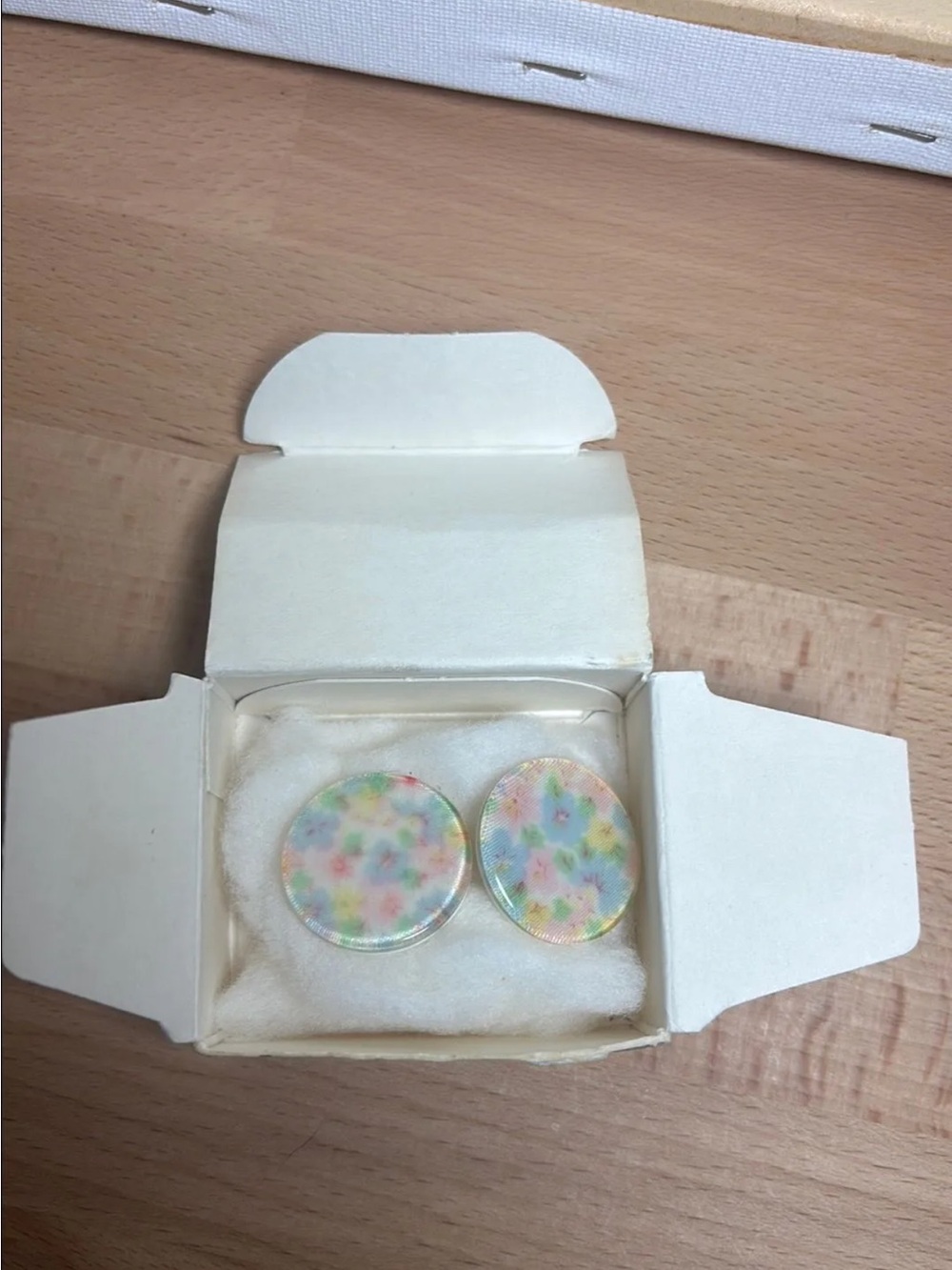 Avon pastel pansy country garden collection earrings